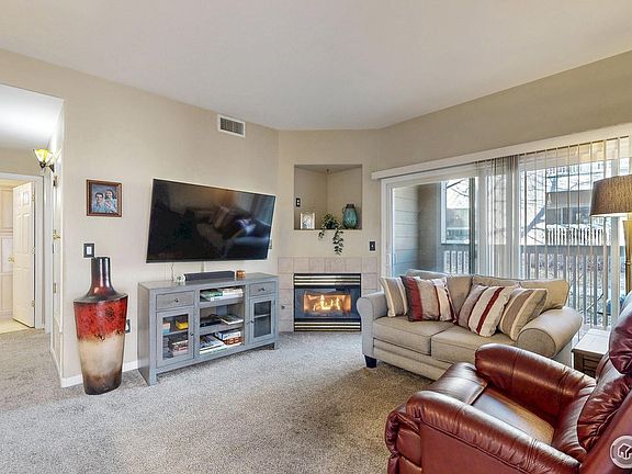 3rd image of 1080 Opal St #104