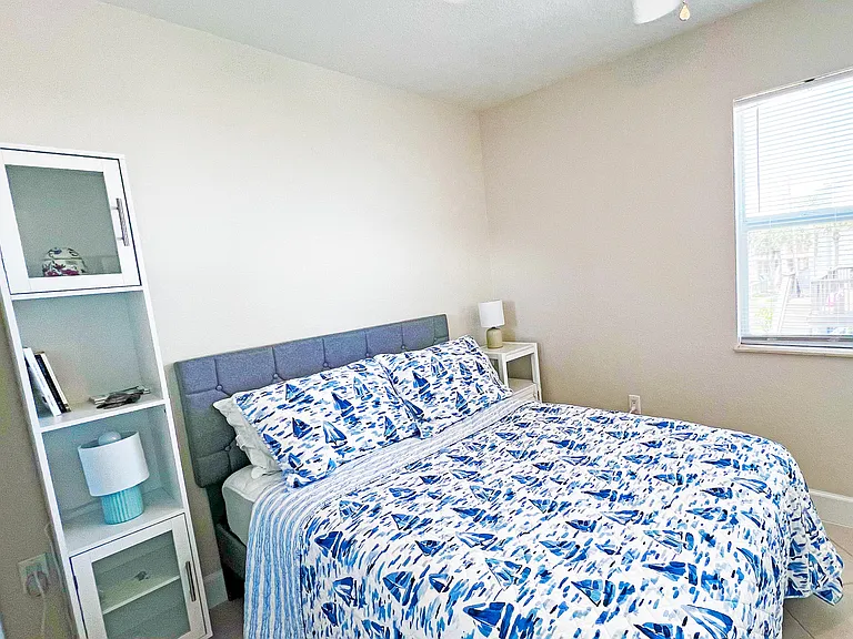 3541 NE Ocean Blvd #4 — Photo 31