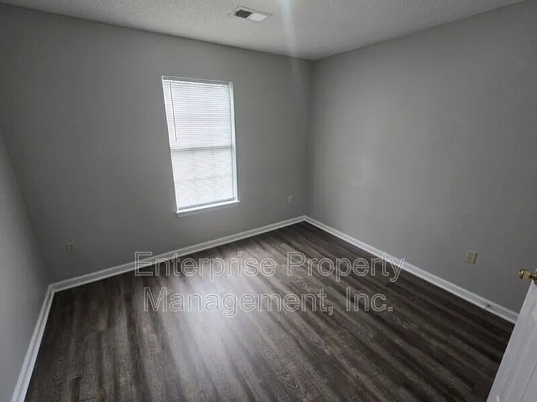 4444 Longtree Cv — Photo 15