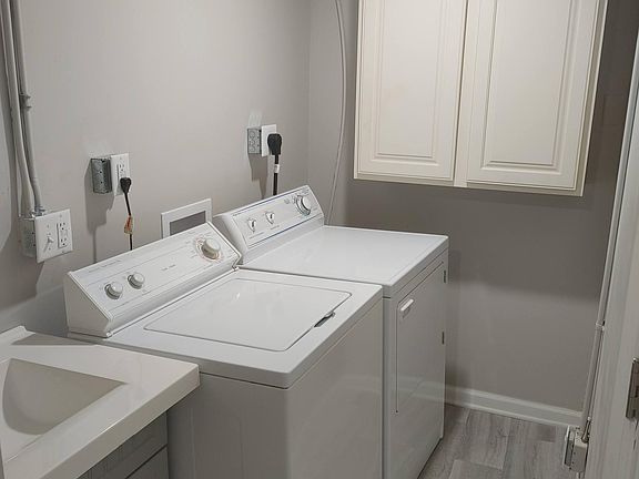 5th image of 2834 S Folsom St Suite 3