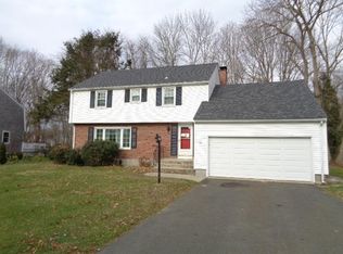 62 Neck Rd, Madison, CT 06443