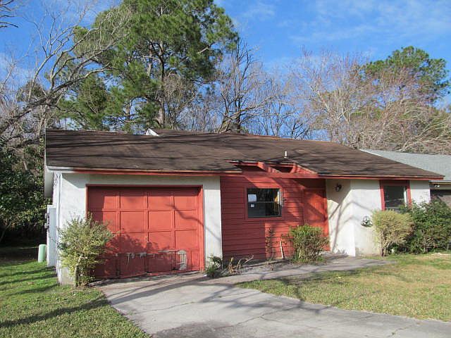 1st image of 3259 Meadowlea Cir N