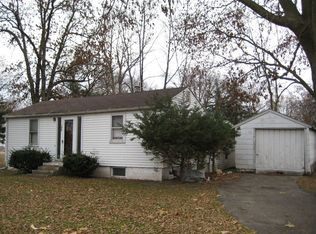 108 4th St E, Lyndon, IL 61261