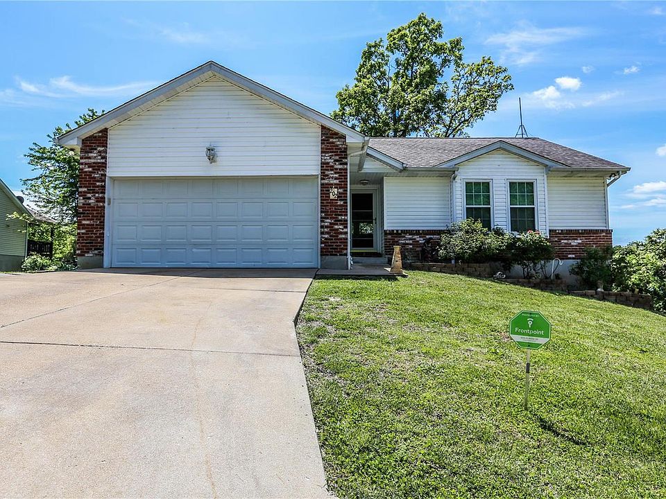 1st image of 202 Spring Lake Dr
