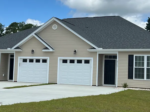 2120 Briarpatch Dr, Kinston, NC 28501