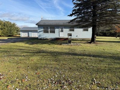 5976 Falkenbury Rd, North Branch, MI, 48461
