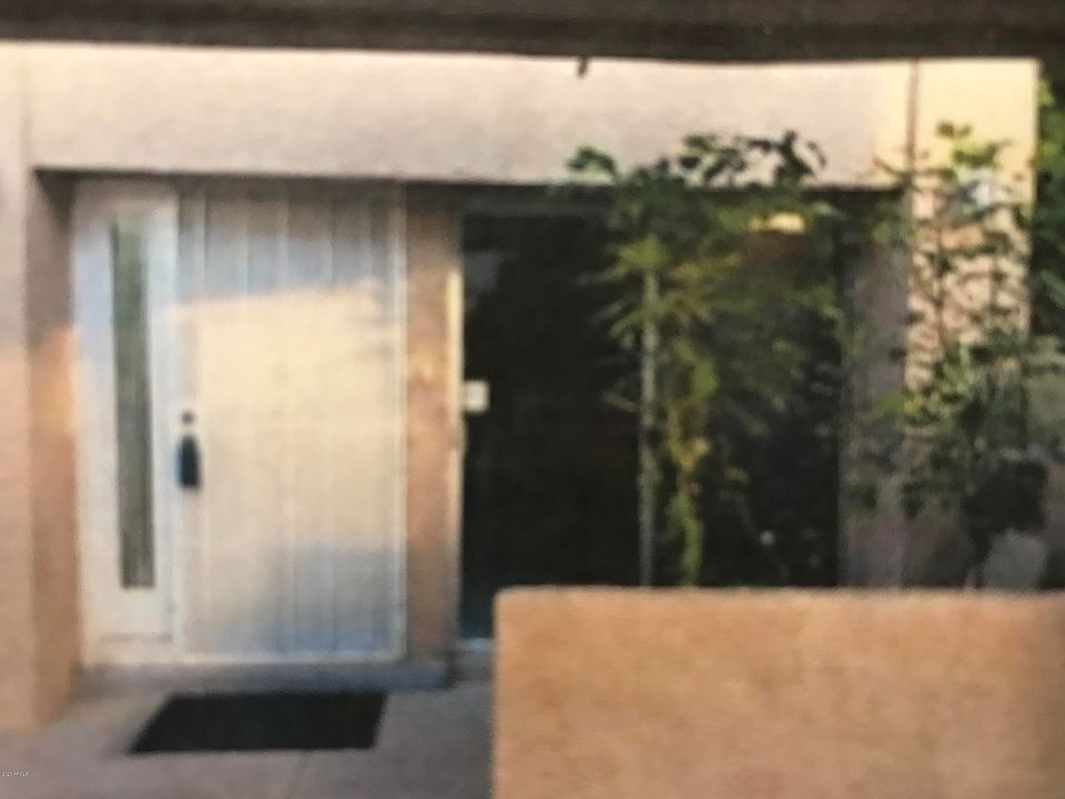1st image of 455 S Greenside Ct