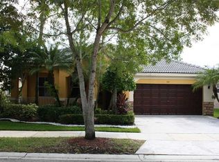 767 Nandina Dr, Weston, FL 33327