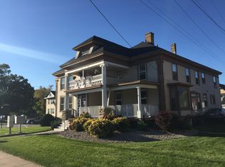 526 Church Ave APT 10, Oshkosh, WI 54901