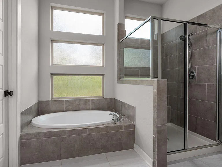 595 Dayridge Dr — Photo 16