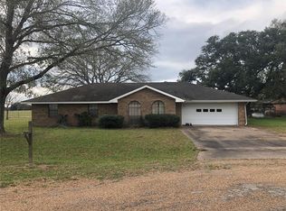 1026 Barten Rd, Columbus, TX 78934