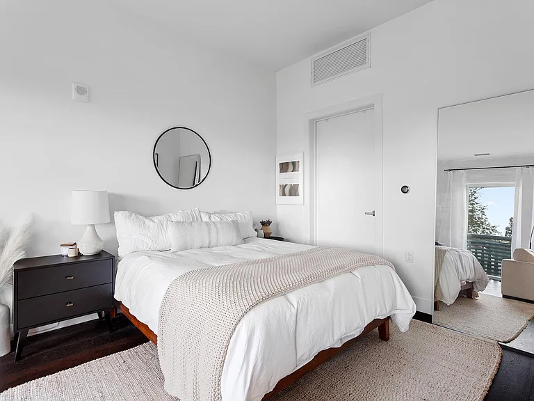 2525 Arapahoe St #310 — Photo 13