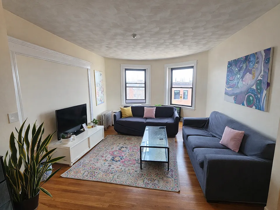 30 Claflin Rd #2