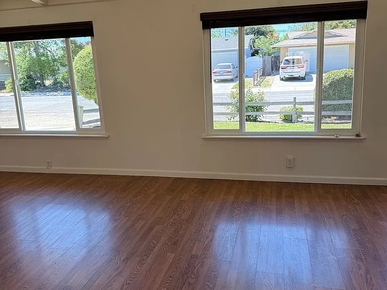 105 Santa Ynez Ave — Photo 20