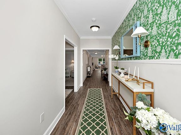 4th image of 4128 Rockland Cir SE