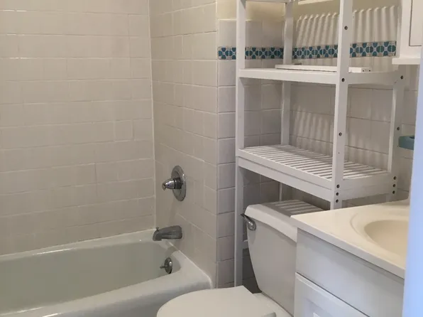 1032 Garden Street image 14 of 14