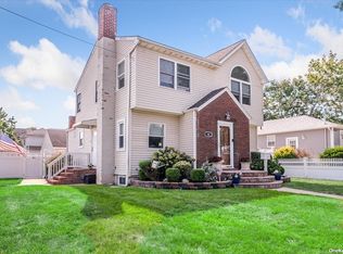64 Lansdowne Ave, Merrick, NY 11566