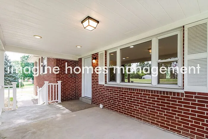 607 W Kemper Rd — Photo 16