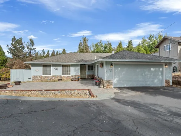 19570 Cottonwood St, Groveland, CA 95321