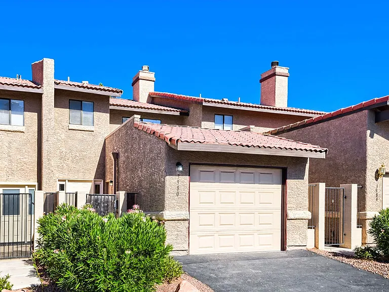 3980 Tirana Way — Photo 4