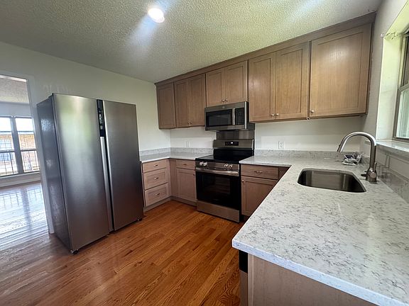 2nd image of 9515 Westpark Dr #B