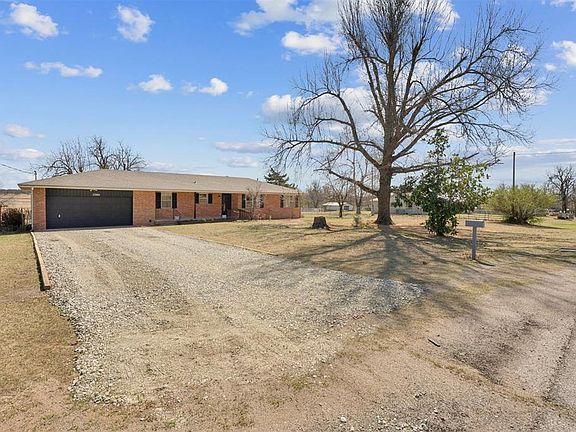 2nd image of 5280 N Harrah Rd