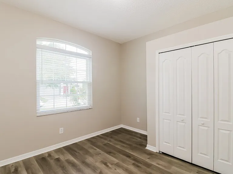10324 Goldenbrook Way — Photo 12