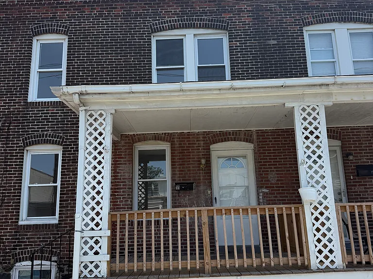11 Mallon St — Photo 1