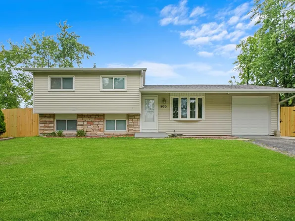 300 Hadleigh Rd, Bolingbrook, IL 60440