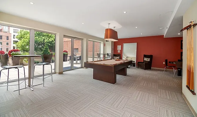 Rented by REAL New York | media 20