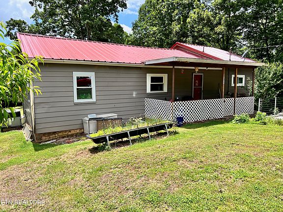 4th image of 9029 Tedford Ln