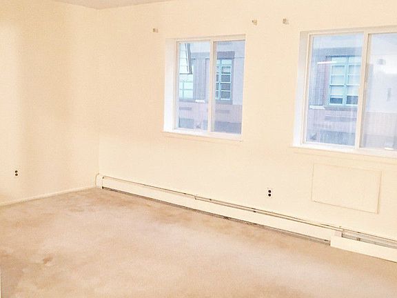 2nd image of 1416 33rd Ave #3