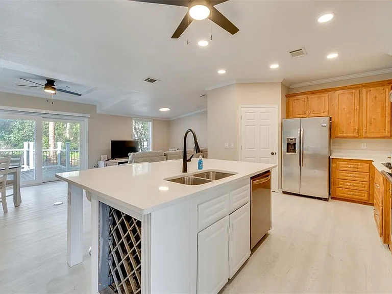 8123 Shelley Trl — Photo 3