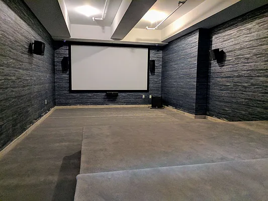 Rented by Manhattan Management LLC | media 20