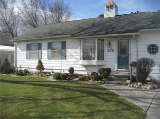 276 Mill Rd, West Seneca, NY 14224