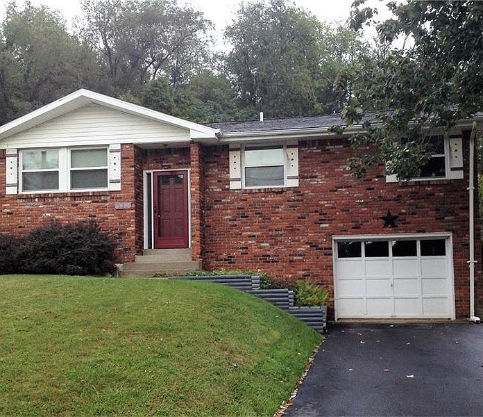 1st image of 537 Newport Dr