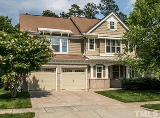622 Piper Stream Cir, Cary, NC 27519