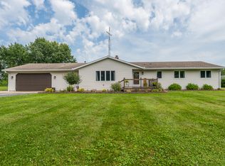 13639 S Three Oaks Rd, Sawyer, MI 49125