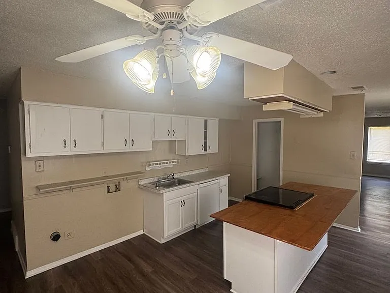 2835 Toehill Cv — Photo 17