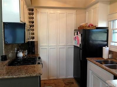 5th image of 433 Begonia Ave