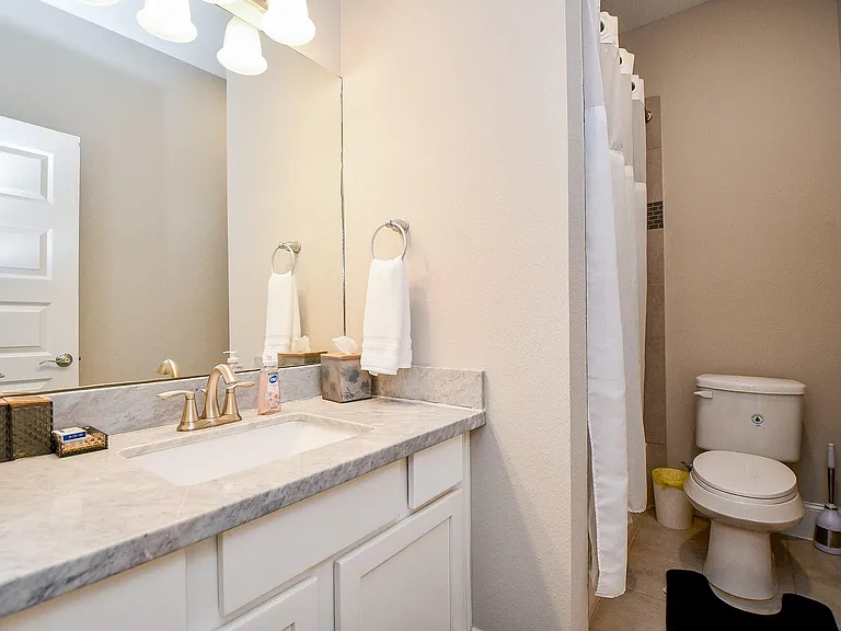 4604 Chartres St — Photo 15