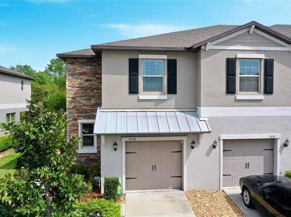 9750 Pembrooke Pines Dr, Sun City Center, FL 33573