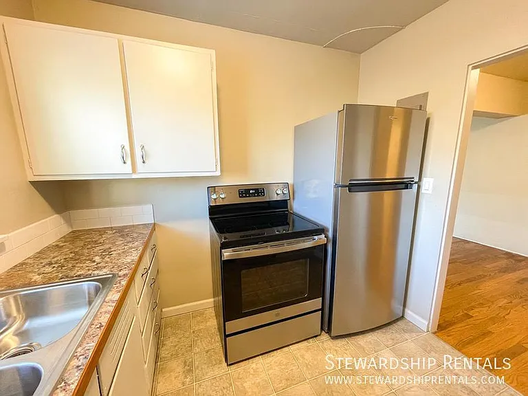 350 E 18th Ave #4 — Photo 7