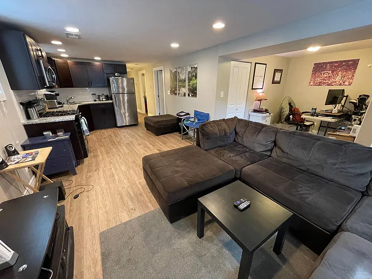 3502 N Sheffield Ave #G — Photo 3