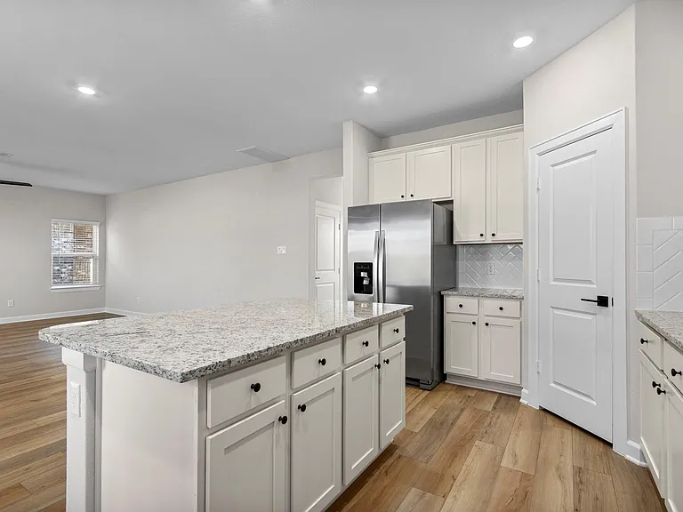 1006 Whispering Winds Dr — Photo 5