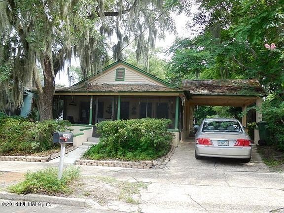 3rd image of 2005 Oak St
