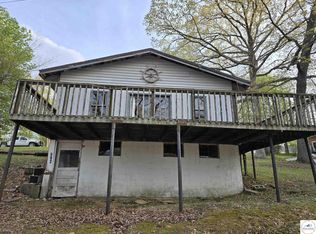 992 Applewood Dr, Edwards, MO 65326
