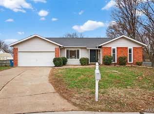 4 Sunnydays Ct, Saint Charles, MO 63303