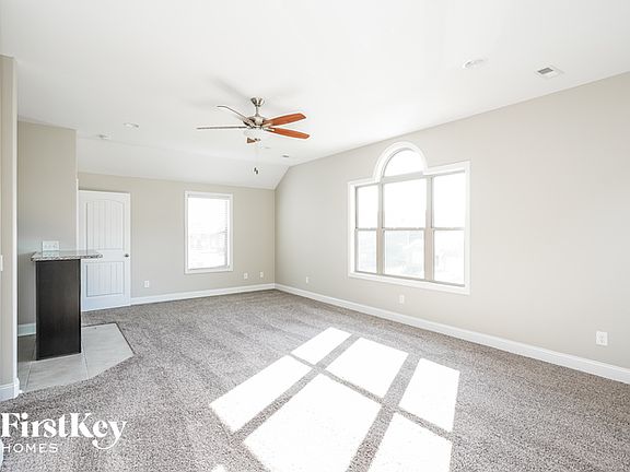 5th image of 1014 Terraceside Cir