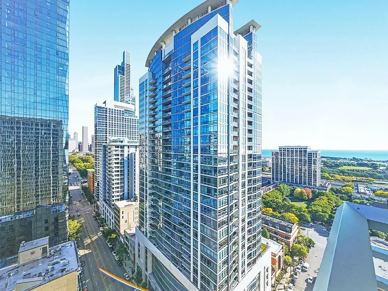 1400 S Michigan Ave #XX — Photo 10